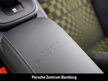 Car image 33