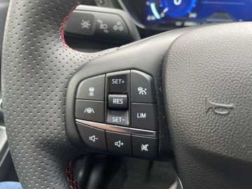 Car image 37