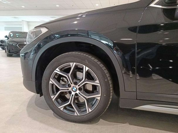 BMW X1 xDrive18d xLine 110 kW image number 13