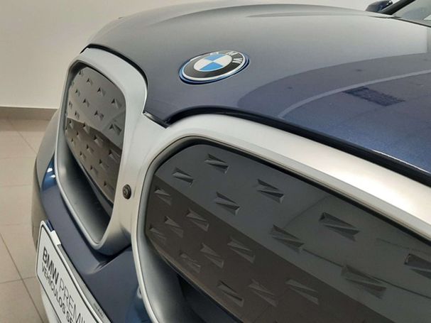 BMW iX3 210 kW image number 38