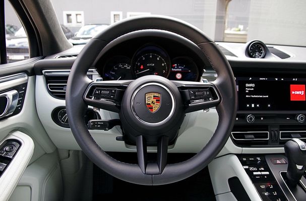 Porsche Macan GTS 324 kW image number 9