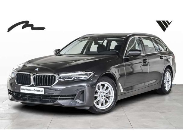 BMW 520i Touring 120 kW image number 1