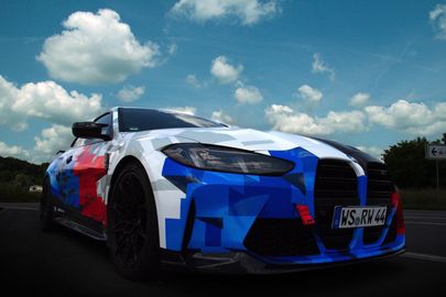 Car image 4