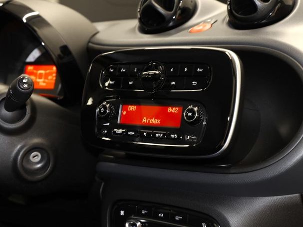 Smart ForTwo EQ 60 kW image number 3