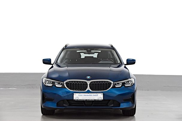 BMW 320d Touring 140 kW image number 9