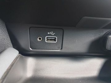 Car image 31