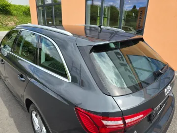 Car image 35