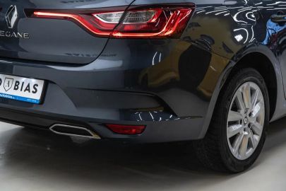 Car image 40