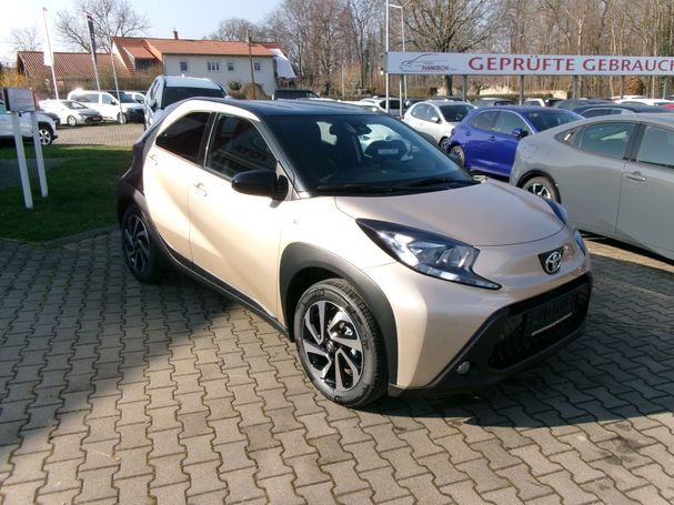 Toyota Aygo X 53 kW image number 2