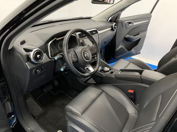 Car image 30