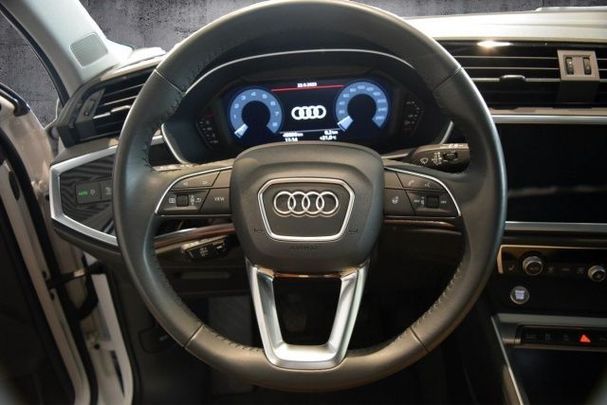 Audi Q3 35 TFSI 110 kW image number 11