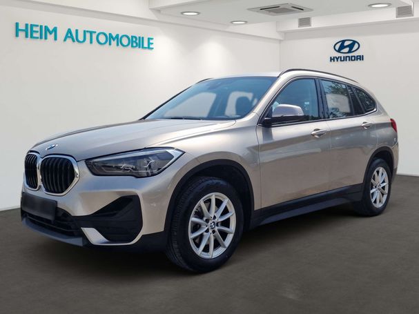 BMW X1 sDrive18i Advantage 100 kW image number 1