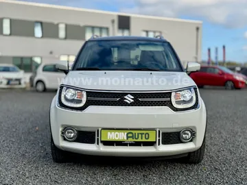 Car image 4