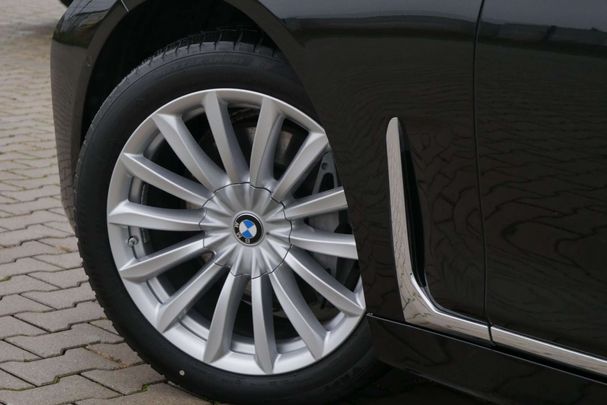 BMW 730d xDrive 210 kW image number 23