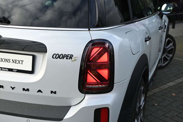 Mini Cooper SE Countryman All4 ALL4 162 kW image number 12