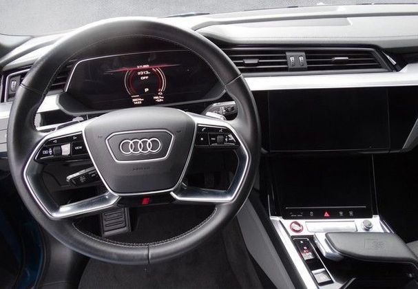 Audi e-tron quattro 370 kW image number 5