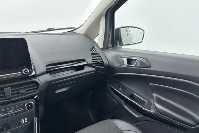 Car image 40
