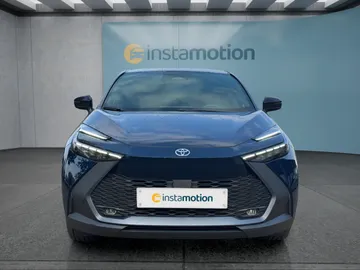 Car image 3