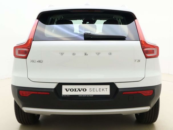 Volvo XC40 T3 Momentum Pro 120 kW image number 8