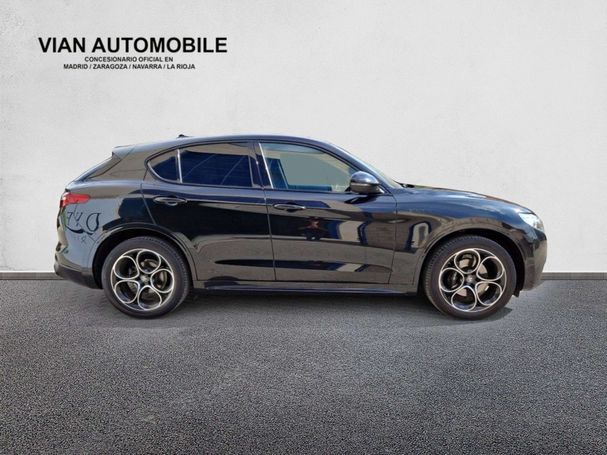 Alfa Romeo Stelvio 2.2 Q4 154 kW image number 4