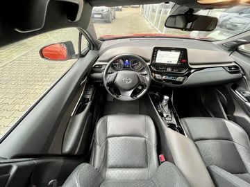 Car image 11