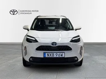 Car image 2