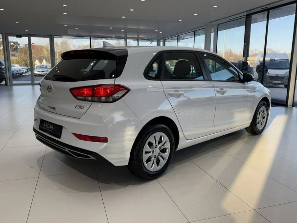 Hyundai i30 1.5 DPi 81 kW image number 3