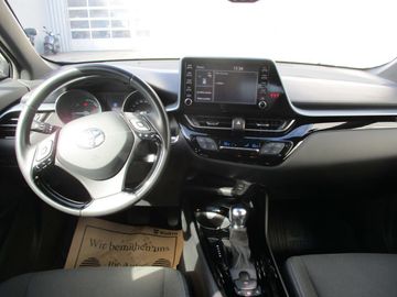 Car image 15