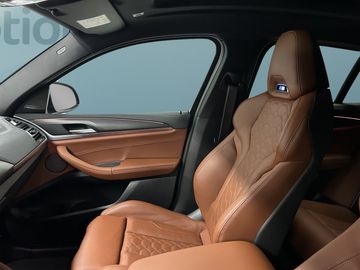 Car image 34