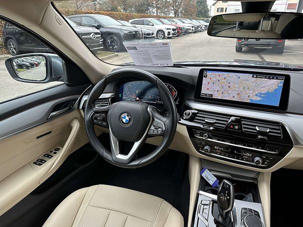 BMW 520d Touring 140 kW image number 38