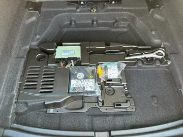 Car image 33