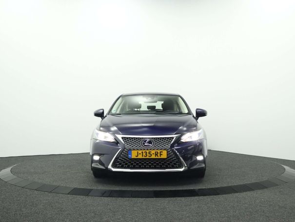 Lexus CT 200h 100 kW image number 16