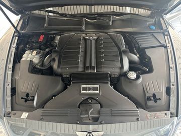 Car image 34