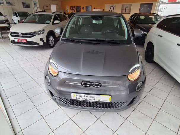 Fiat 500 e Action 70 kW image number 3