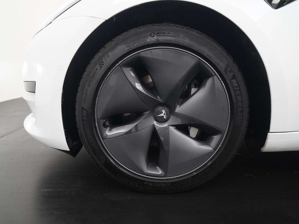 Tesla Model 3 60 Plus 175 kW image number 31