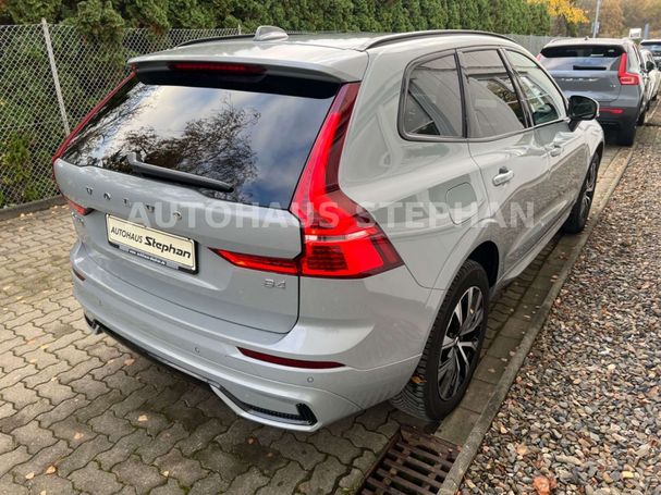 Volvo XC60 B4 Diesel Plus Dark 145 kW image number 6