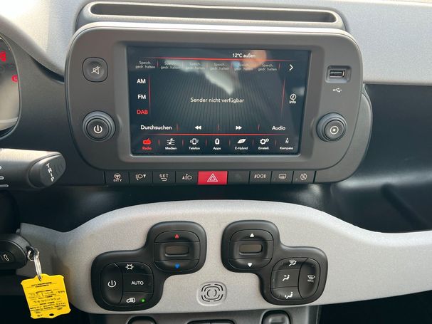 Fiat Panda Hybrid GARMIN 51 kW image number 7