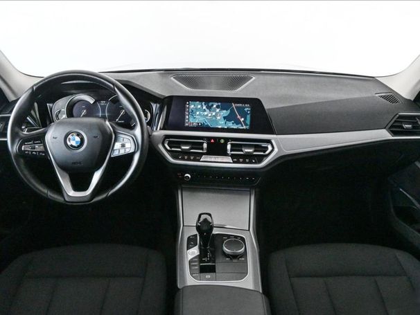 BMW 320d Touring 140 kW image number 11