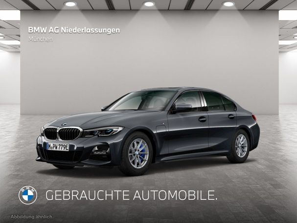 BMW 330e M Sport 215 kW image number 1