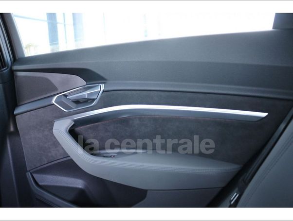 Audi e-tron 50 quattro S-line Sportback 230 kW image number 46