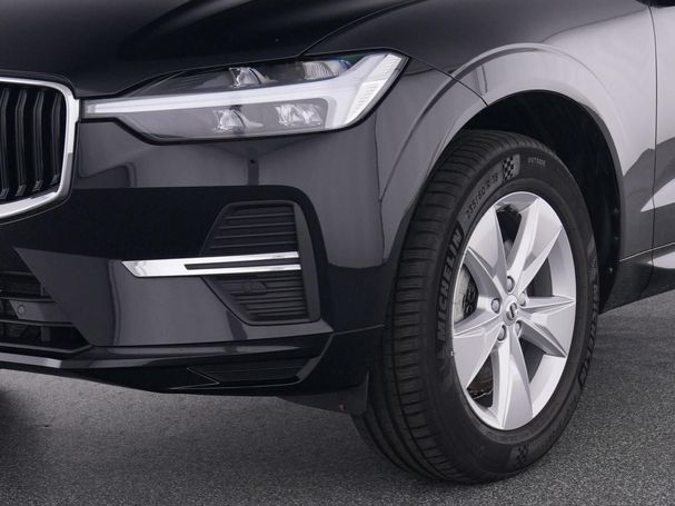 Volvo XC60 B4 Essential 145 kW image number 9