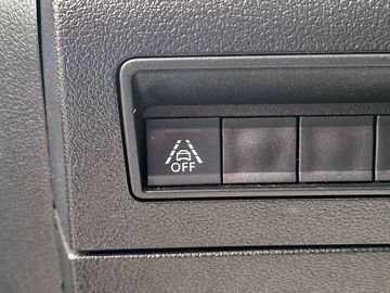Car image 34
