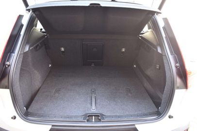 Car image 37