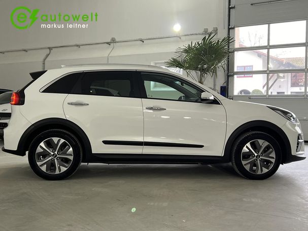 Kia Niro e 64 kWh Spirit 150 kW image number 5