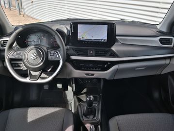 Car image 9