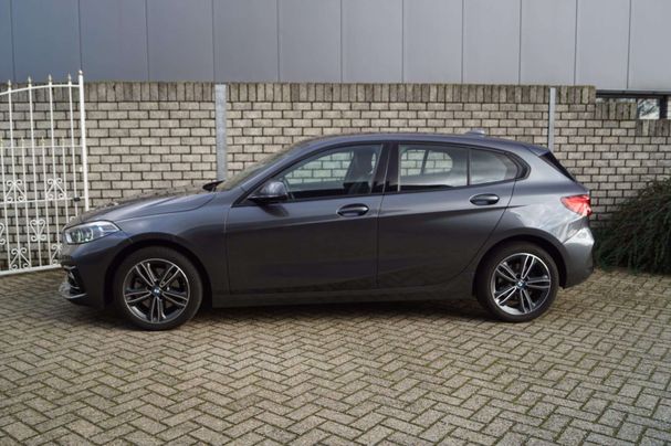 BMW 118i Sport Line 103 kW image number 3