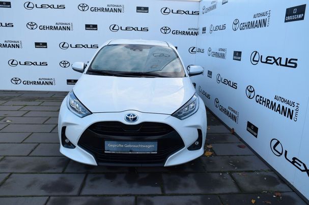 Toyota Yaris Hybrid 85 kW image number 2