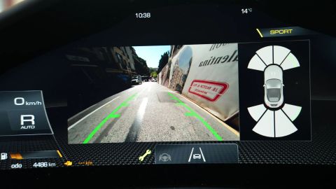 Car image 40