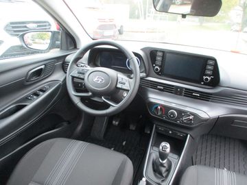 Car image 9