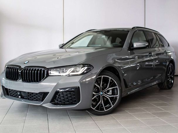 BMW 520d Touring xDrive 140 kW image number 1